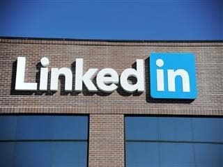 10 LinkedIn Tips & Tricks for Your Business’ Organic Reach