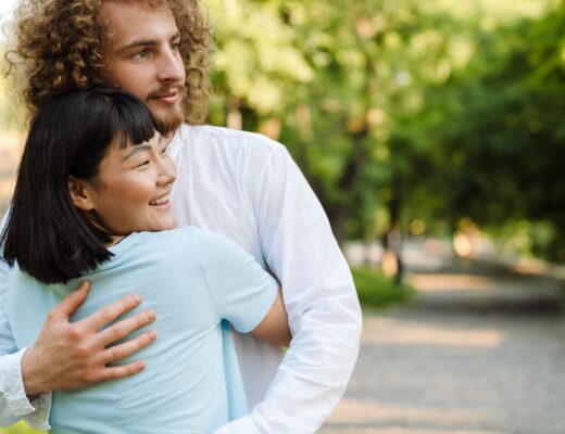 Talking to Your Ex: Sharing Your Feelings When You Still Love Them After They’ve Moved On
